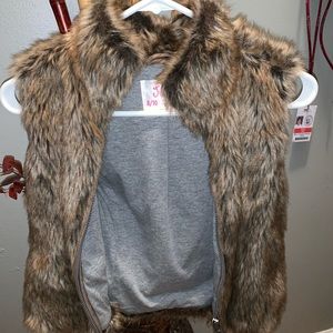 Fur vest